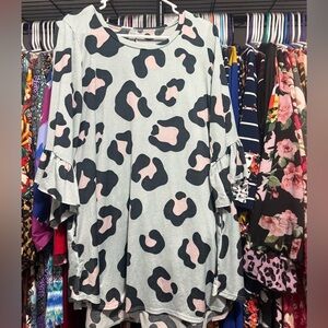 Leopard Print Ruffle Sleeve Top